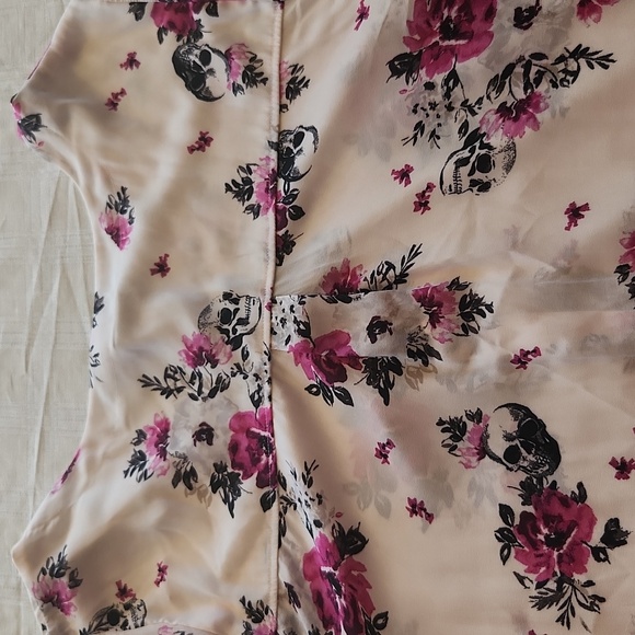 NWT Torrid 4X Blouse - Picture 9 of 9